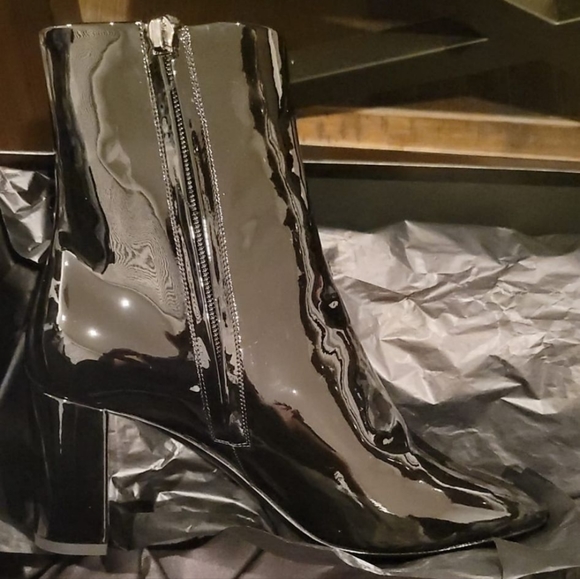 Saint Laurent Lou Pin Zip Boot - Picture 5 of 7